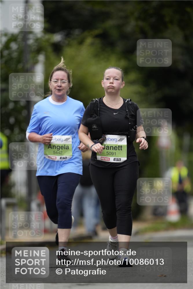 30.08.2026 - Blankeneser Heldenlauf Patografie http://msf.ph/oto/10086013 30.08.2026 10:42:58 Ziel 5227, 5355, 5442 meine-sportfotos.de