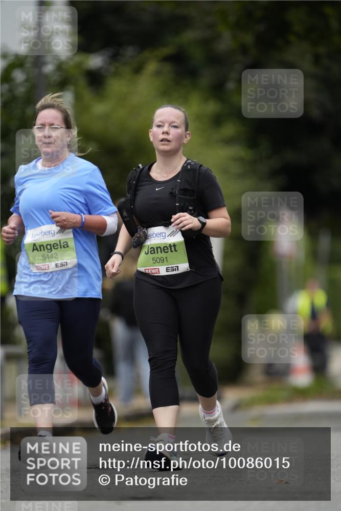 30.08.2026 - Blankeneser Heldenlauf Patografie http://msf.ph/oto/10086015 30.08.2026 10:42:58 Ziel 5227, 5355, 5442 meine-sportfotos.de