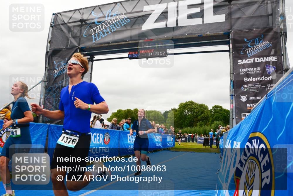 30.08.2026 - Elbe Triathlon Hamburg LAZAROV Photography http://msf.ph/oto/10086063 30.08.2026 11:56:00 Ziel 836, 849, 861, 1376 meine-sportfotos.de