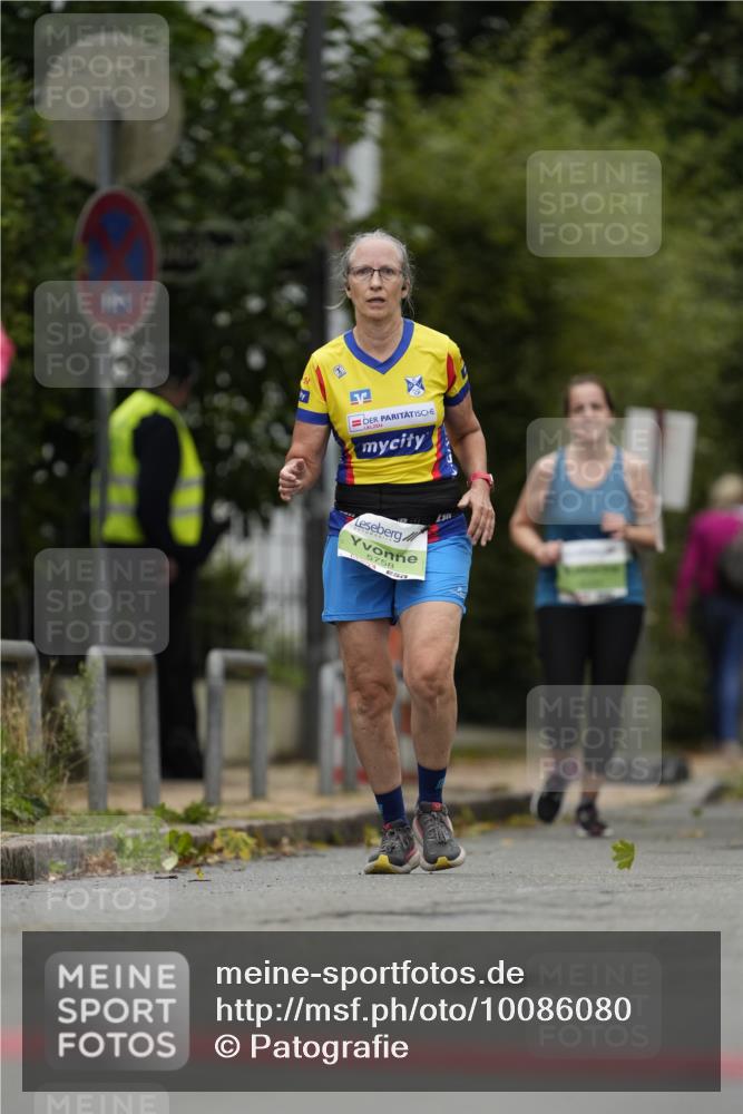 30.08.2026 - Blankeneser Heldenlauf Patografie http://msf.ph/oto/10086080 30.08.2026 10:43:38 Ziel 5099, 5231, 5824 meine-sportfotos.de