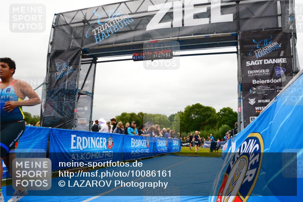 30.08.2026 - Elbe Triathlon Hamburg LAZAROV Photography http://msf.ph/oto/10086161 30.08.2026 11:58:04 Ziel 962, 1333, 1443, 1458 meine-sportfotos.de
