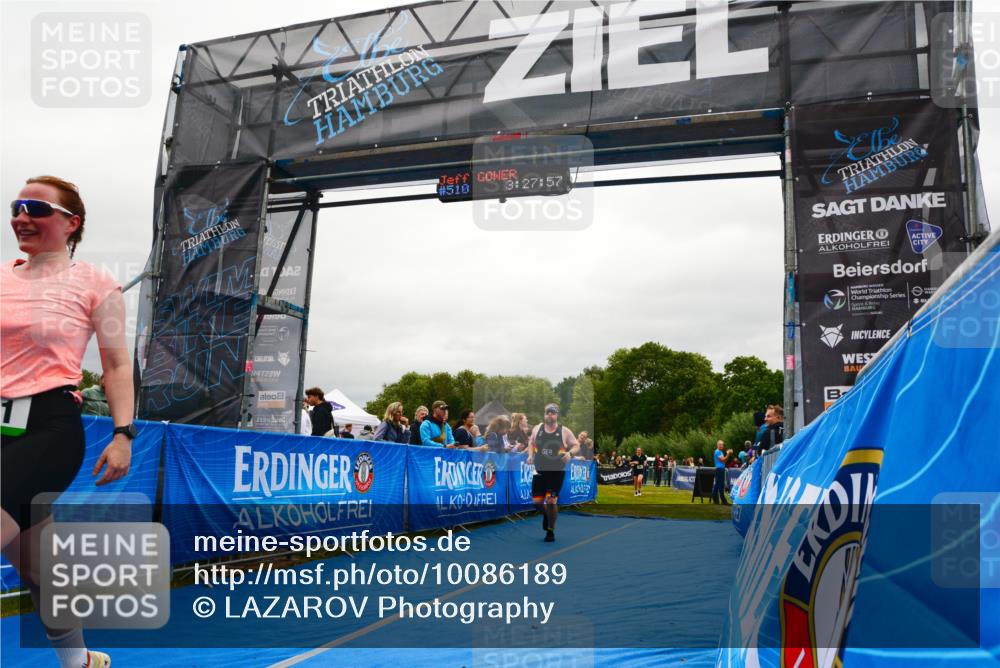 30.08.2026 - Elbe Triathlon Hamburg LAZAROV Photography http://msf.ph/oto/10086189 30.08.2026 11:58:15 Ziel 897, 901, 1181 meine-sportfotos.de
