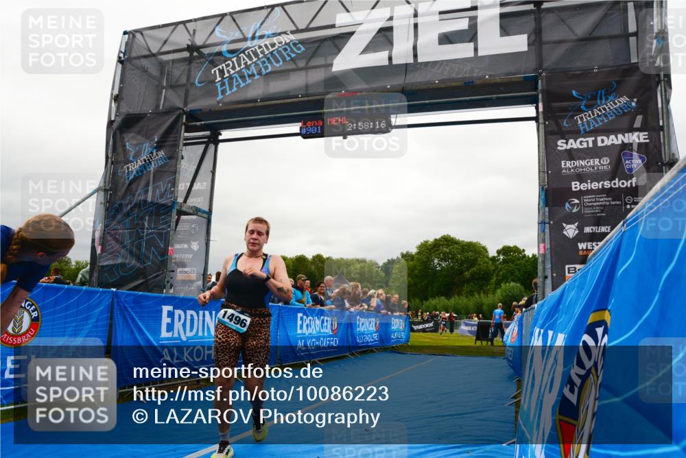 30.08.2026 - Elbe Triathlon Hamburg LAZAROV Photography http://msf.ph/oto/10086223 30.08.2026 11:58:36 Ziel 1496 meine-sportfotos.de