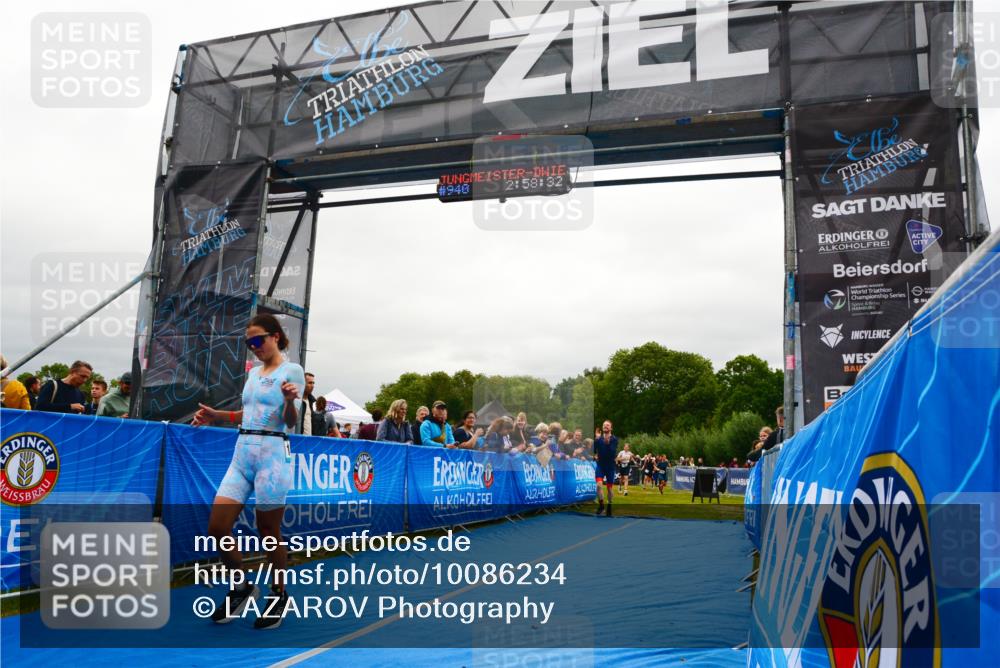 30.08.2026 - Elbe Triathlon Hamburg LAZAROV Photography http://msf.ph/oto/10086234 30.08.2026 11:58:47 Ziel 844, 1401, 1489, 1526, 1588 meine-sportfotos.de