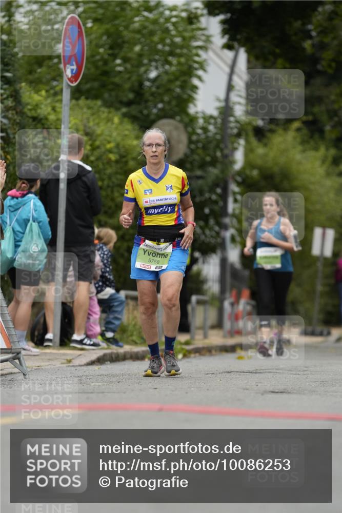 30.08.2026 - Blankeneser Heldenlauf Patografie http://msf.ph/oto/10086253 30.08.2026 10:43:41 Ziel 5099, 5231, 5758, 5824 meine-sportfotos.de