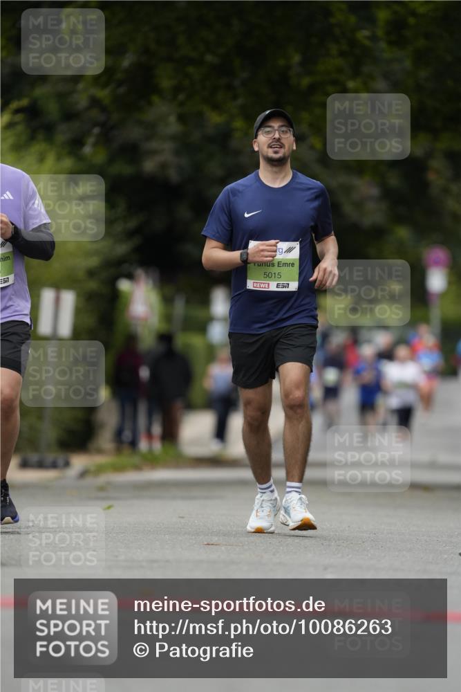 30.08.2026 - Blankeneser Heldenlauf Patografie http://msf.ph/oto/10086263 30.08.2026 10:43:47 Ziel 5231, 5531, 5758 meine-sportfotos.de