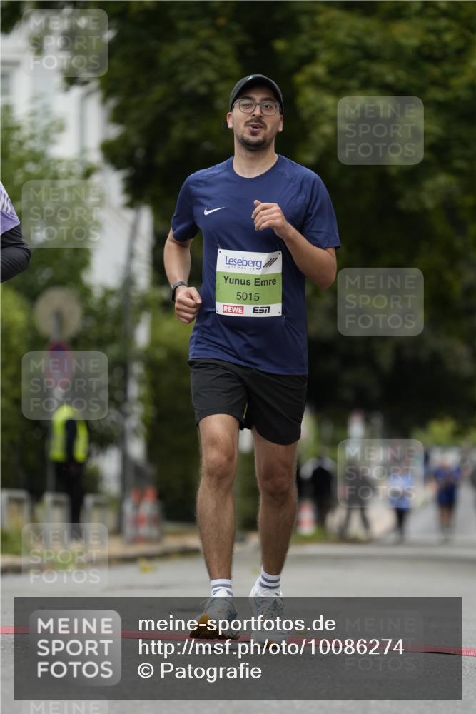 30.08.2026 - Blankeneser Heldenlauf Patografie http://msf.ph/oto/10086274 30.08.2026 10:43:53 Ziel 5015, 5220, 5531, 5758 meine-sportfotos.de