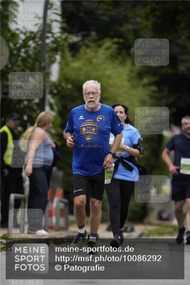 30.08.2026 - Blankeneser Heldenlauf Patografie http://msf.ph/oto/10086292 30.08.2026 10:44:26 Ziel 5722 meine-sportfotos.de