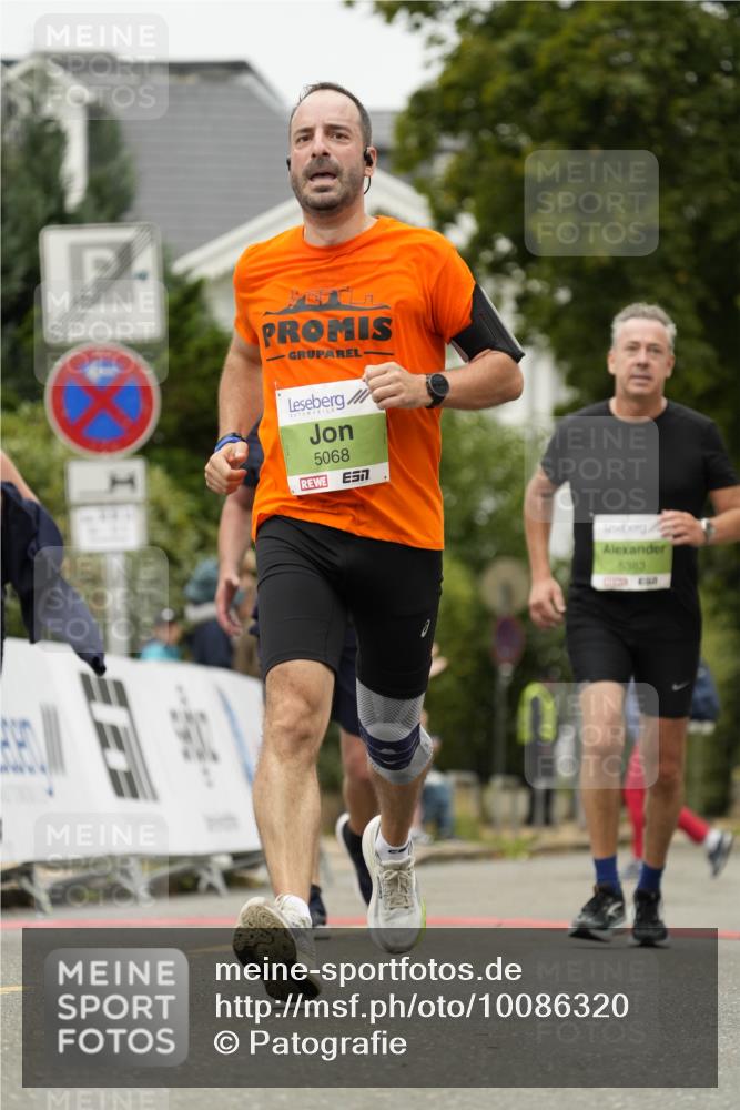 30.08.2026 - Blankeneser Heldenlauf Patografie http://msf.ph/oto/10086320 30.08.2026 10:44:43 Ziel 5068, 5313, 5383, 5409 meine-sportfotos.de