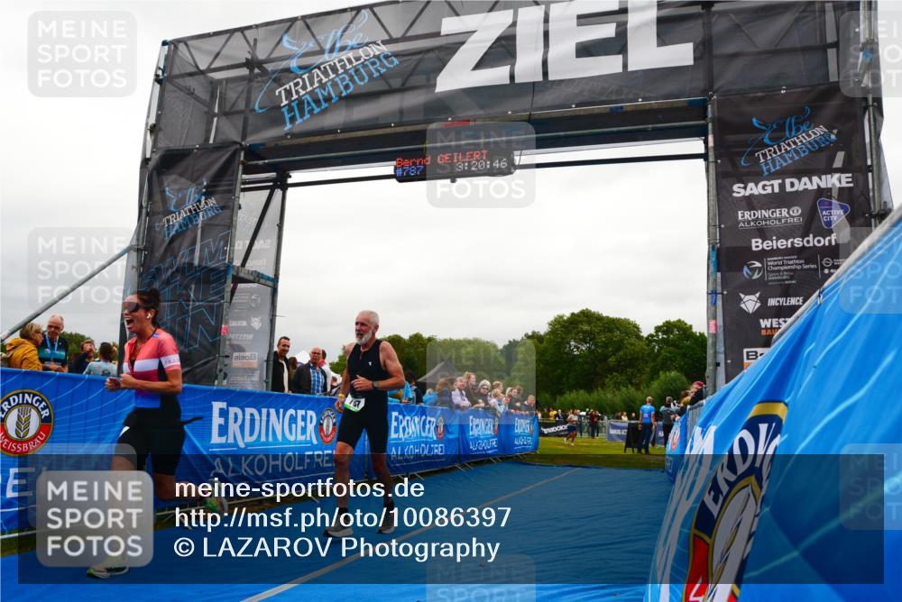 30.08.2026 - Elbe Triathlon Hamburg LAZAROV Photography http://msf.ph/oto/10086397 30.08.2026 12:00:45 Ziel 787, 975 meine-sportfotos.de
