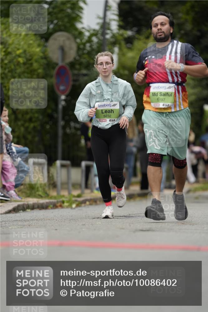 30.08.2026 - Blankeneser Heldenlauf Patografie http://msf.ph/oto/10086402 30.08.2026 10:46:00 Ziel 5197, 5738, 5739 meine-sportfotos.de