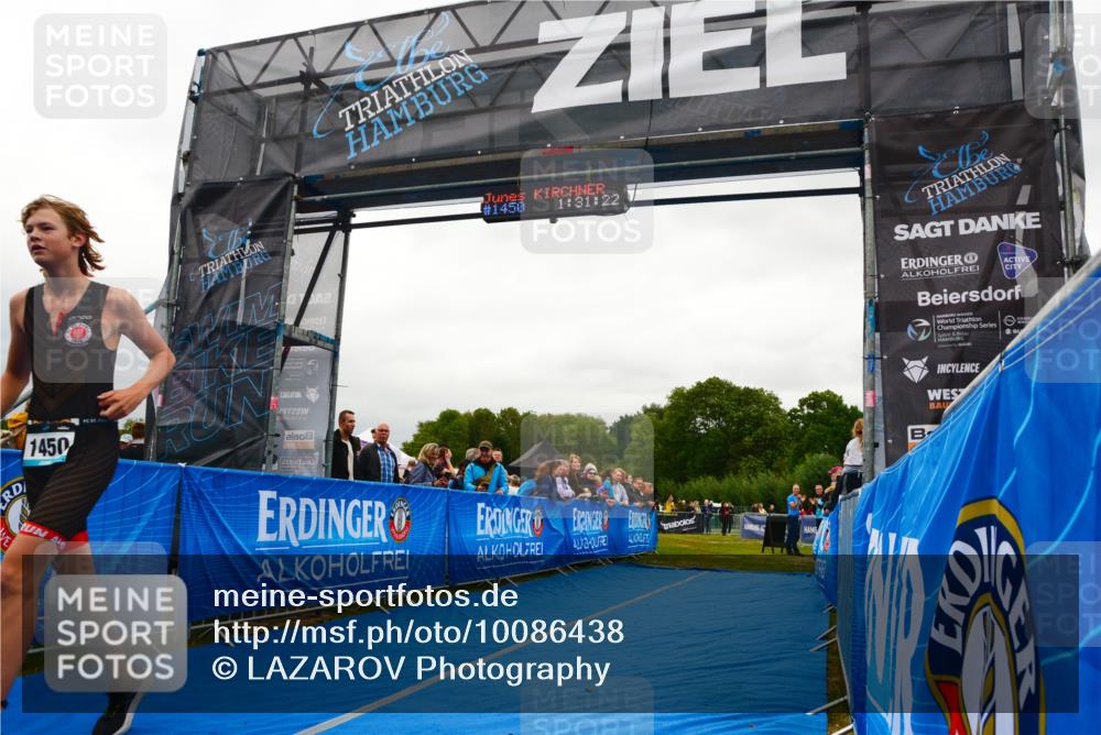 30.08.2026 - Elbe Triathlon Hamburg LAZAROV Photography http://msf.ph/oto/10086438 30.08.2026 12:01:21 Ziel 1450 meine-sportfotos.de