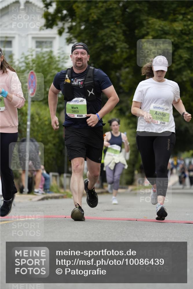 30.08.2026 - Blankeneser Heldenlauf Patografie http://msf.ph/oto/10086439 30.08.2026 10:46:46 Ziel 5012, 5054, 5305, 5418, 5508, 5869 meine-sportfotos.de