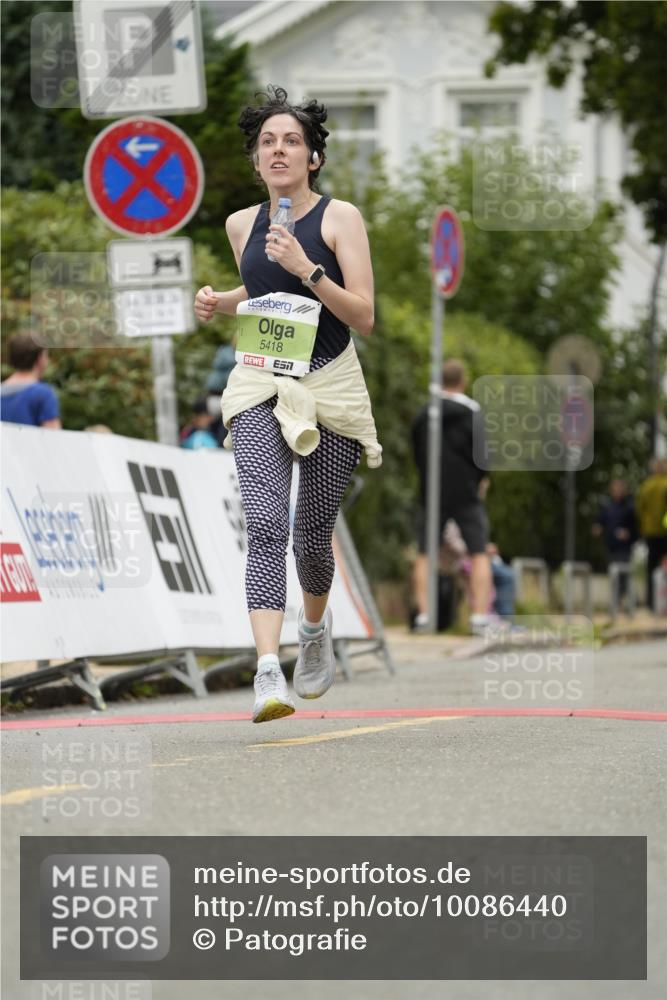 30.08.2026 - Blankeneser Heldenlauf Patografie http://msf.ph/oto/10086440 30.08.2026 10:46:51 Ziel 5012, 5054, 5418, 5508, 5869 meine-sportfotos.de