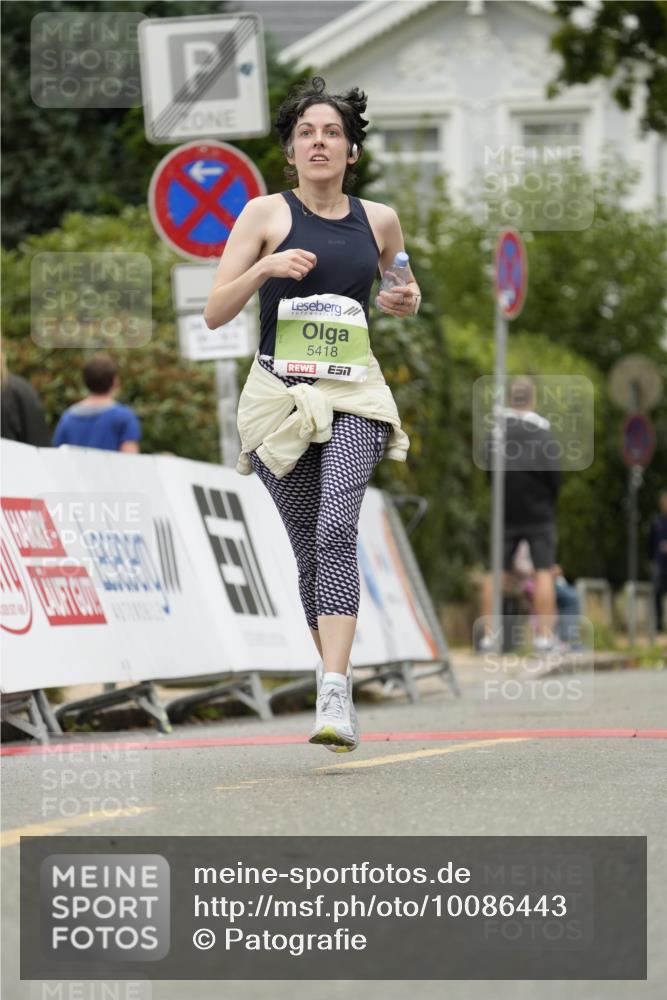 30.08.2026 - Blankeneser Heldenlauf Patografie http://msf.ph/oto/10086443 30.08.2026 10:46:52 Ziel 5012, 5054, 5418, 5508, 5869 meine-sportfotos.de