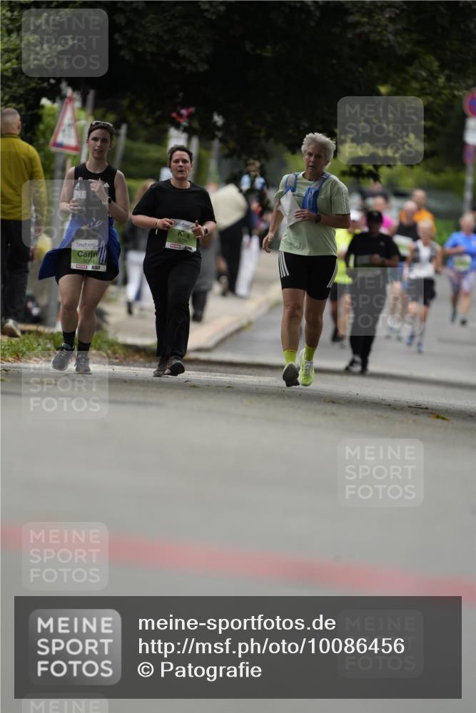 30.08.2026 - Blankeneser Heldenlauf Patografie http://msf.ph/oto/10086456 30.08.2026 10:47:06 Ziel 5518 meine-sportfotos.de