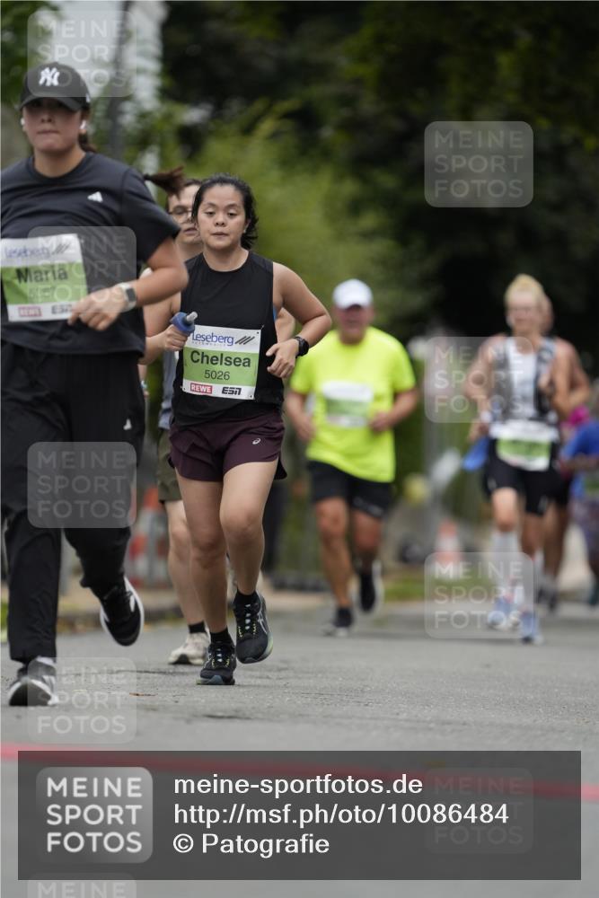 30.08.2026 - Blankeneser Heldenlauf Patografie http://msf.ph/oto/10086484 30.08.2026 10:47:41 Ziel 5026, 5335, 5367 meine-sportfotos.de