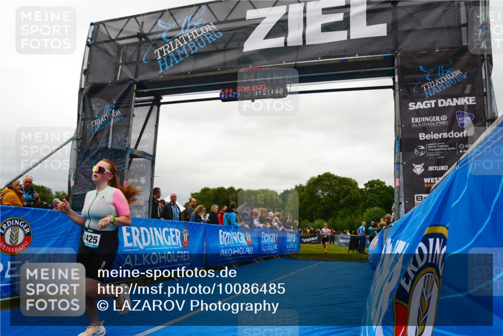 30.08.2026 - Elbe Triathlon Hamburg LAZAROV Photography http://msf.ph/oto/10086485 30.08.2026 12:01:57 Ziel 900, 1425 meine-sportfotos.de