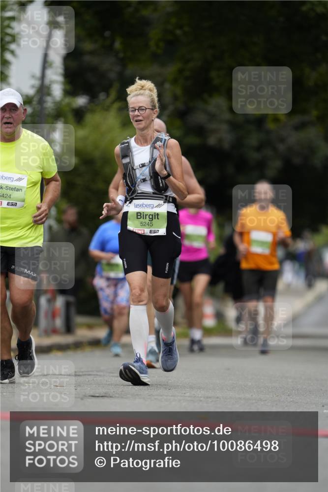 30.08.2026 - Blankeneser Heldenlauf Patografie http://msf.ph/oto/10086498 30.08.2026 10:47:49 Ziel 5026, 5245, 5335, 5367, 5424 meine-sportfotos.de
