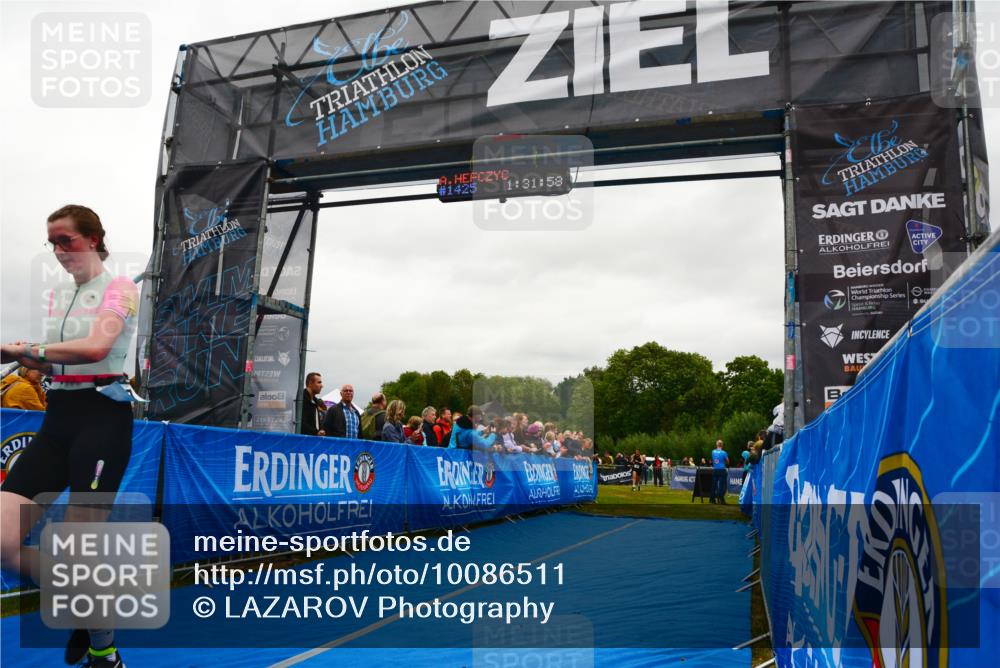 30.08.2026 - Elbe Triathlon Hamburg LAZAROV Photography http://msf.ph/oto/10086511 30.08.2026 12:02:09 Ziel 1417, 1563 meine-sportfotos.de