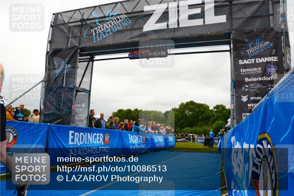 30.08.2026 - Elbe Triathlon Hamburg LAZAROV Photography http://msf.ph/oto/10086513 30.08.2026 12:02:09 Ziel 1417, 1563 meine-sportfotos.de