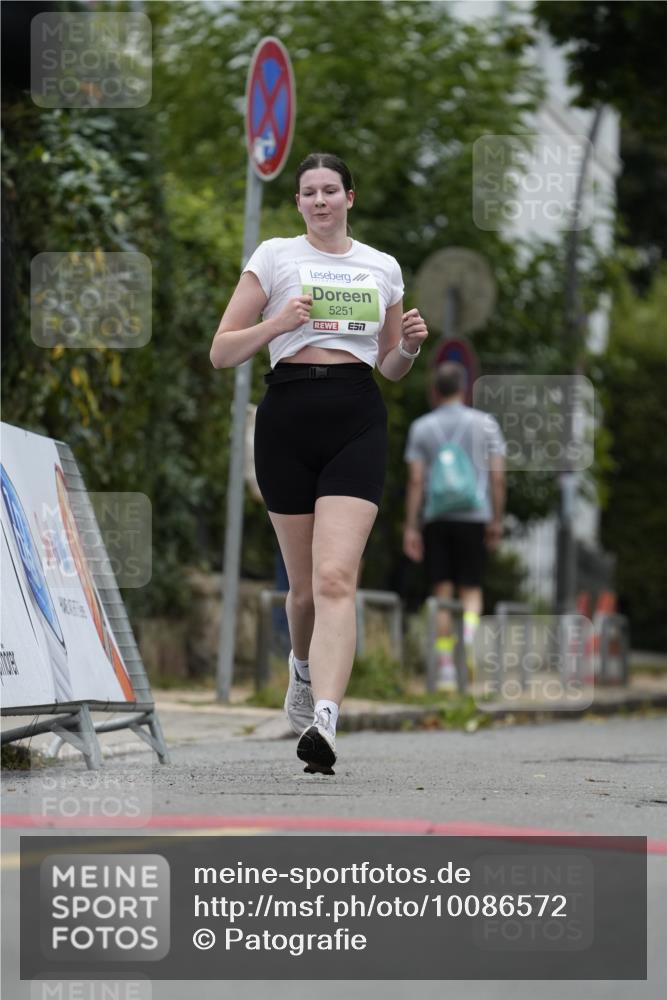 30.08.2026 - Blankeneser Heldenlauf Patografie http://msf.ph/oto/10086572 30.08.2026 10:48:41 Ziel 5060, 5251 meine-sportfotos.de