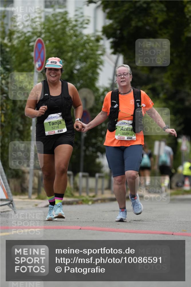 30.08.2026 - Blankeneser Heldenlauf Patografie http://msf.ph/oto/10086591 30.08.2026 10:48:59 Ziel 5216, 5584 meine-sportfotos.de