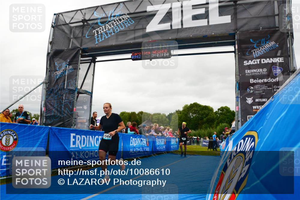 30.08.2026 - Elbe Triathlon Hamburg LAZAROV Photography http://msf.ph/oto/10086610 30.08.2026 12:03:03 Ziel 764, 942, 1544 meine-sportfotos.de