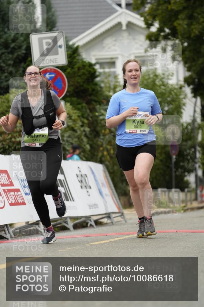 30.08.2026 - Blankeneser Heldenlauf Patografie http://msf.ph/oto/10086618 30.08.2026 10:49:42 Ziel 5477, 5512 meine-sportfotos.de