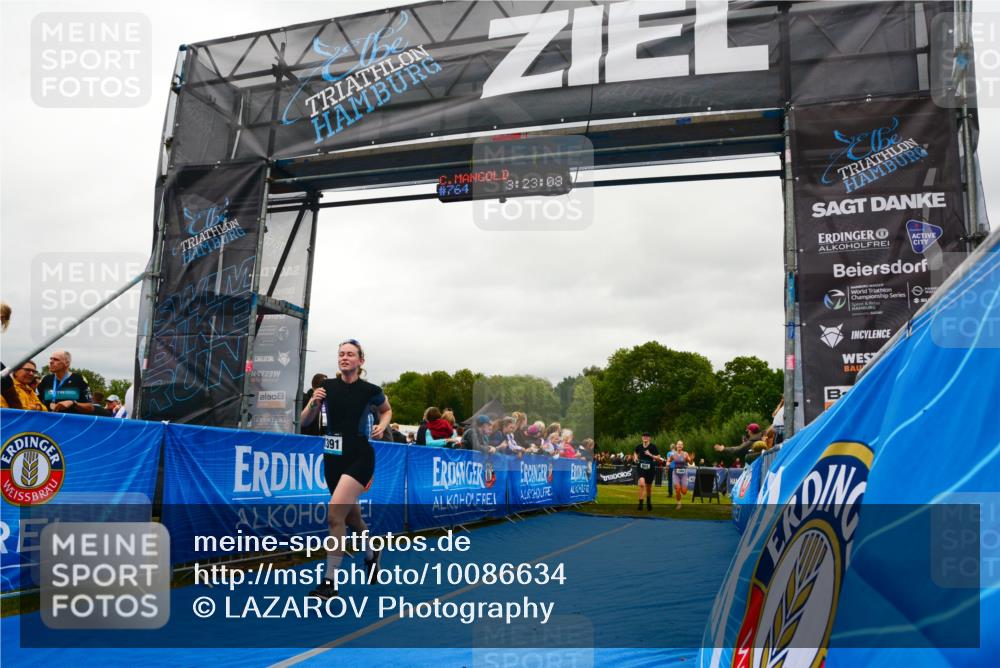 30.08.2026 - Elbe Triathlon Hamburg LAZAROV Photography http://msf.ph/oto/10086634 30.08.2026 12:03:16 Ziel 865, 1391, 1560 meine-sportfotos.de