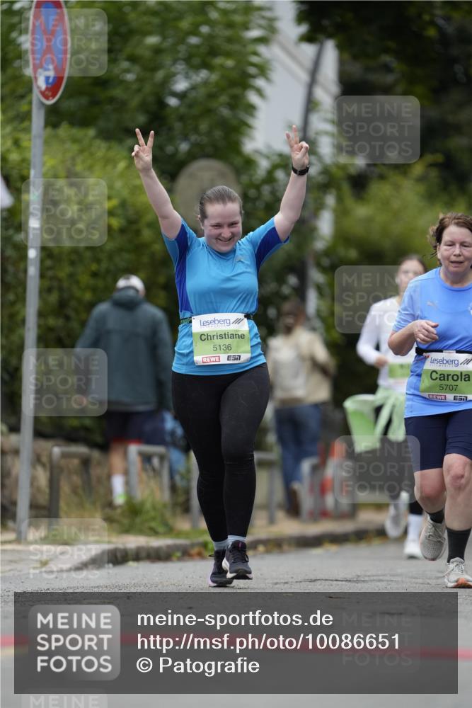 30.08.2026 - Blankeneser Heldenlauf Patografie http://msf.ph/oto/10086651 30.08.2026 10:50:20 Ziel 5136, 5707, 5831, 5860 meine-sportfotos.de