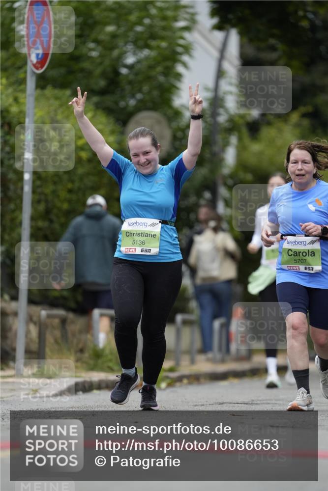30.08.2026 - Blankeneser Heldenlauf Patografie http://msf.ph/oto/10086653 30.08.2026 10:50:21 Ziel 5136, 5707, 5831, 5860 meine-sportfotos.de