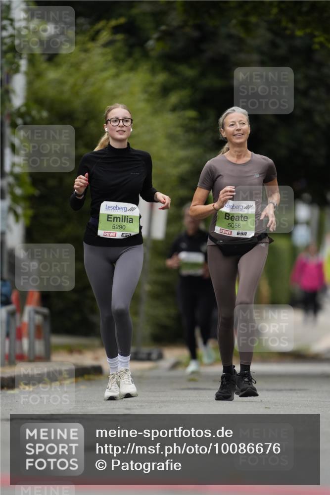 30.08.2026 - Blankeneser Heldenlauf Patografie http://msf.ph/oto/10086676 30.08.2026 10:50:29 Ziel 5102, 5136, 5707, 5831 meine-sportfotos.de