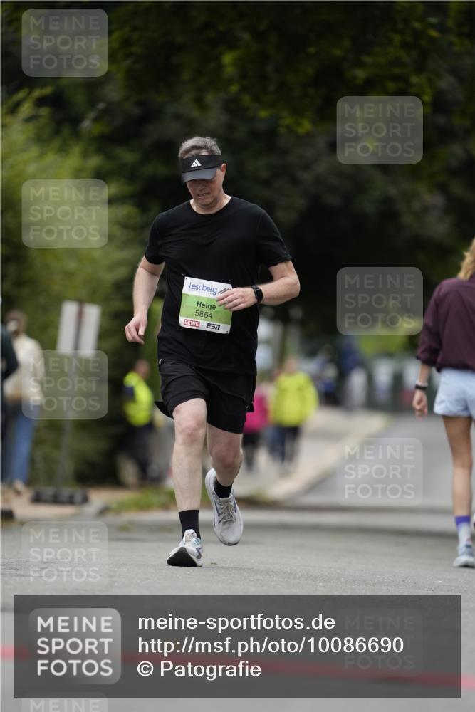 30.08.2026 - Blankeneser Heldenlauf Patografie http://msf.ph/oto/10086690 30.08.2026 10:50:39 Ziel 5056, 5102, 5290 meine-sportfotos.de