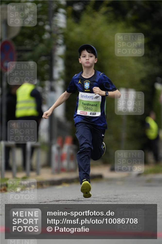 30.08.2026 - Blankeneser Heldenlauf Patografie http://msf.ph/oto/10086708 30.08.2026 10:51:43 Ziel 5840 meine-sportfotos.de
