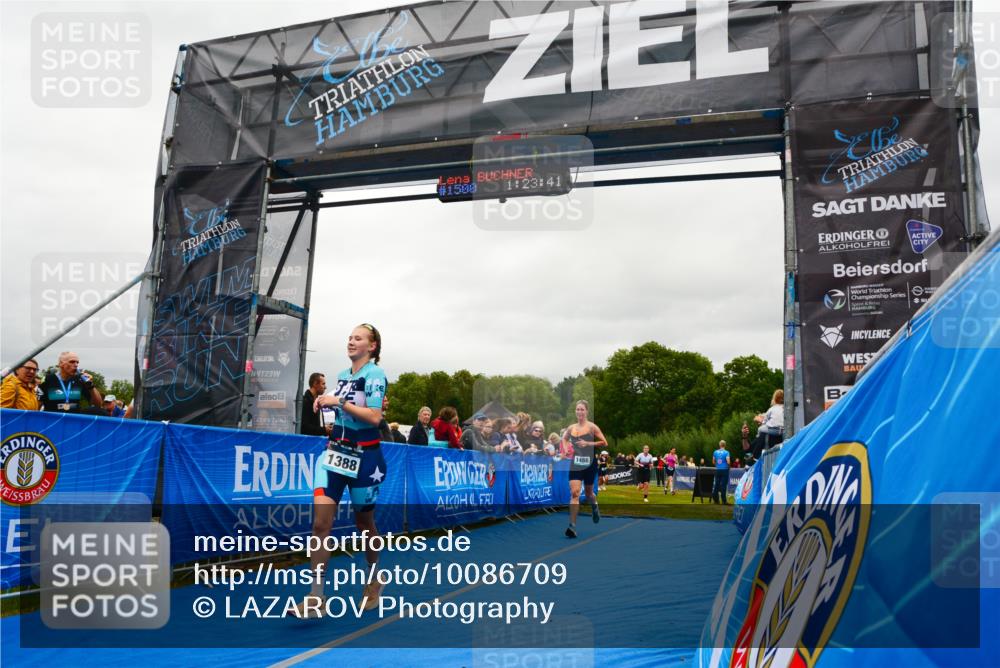 30.08.2026 - Elbe Triathlon Hamburg LAZAROV Photography http://msf.ph/oto/10086709 30.08.2026 12:03:46 Ziel 1388, 1420, 1466, 1522, 1572 meine-sportfotos.de