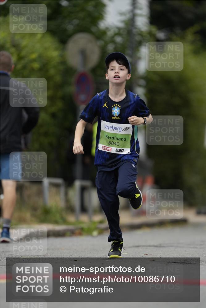 30.08.2026 - Blankeneser Heldenlauf Patografie http://msf.ph/oto/10086710 30.08.2026 10:51:45 Ziel 5840 meine-sportfotos.de