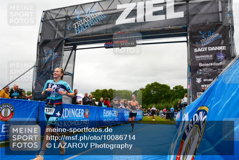 30.08.2026 - Elbe Triathlon Hamburg LAZAROV Photography http://msf.ph/oto/10086714 30.08.2026 12:03:47 Ziel 1388, 1420, 1466, 1522, 1572 meine-sportfotos.de