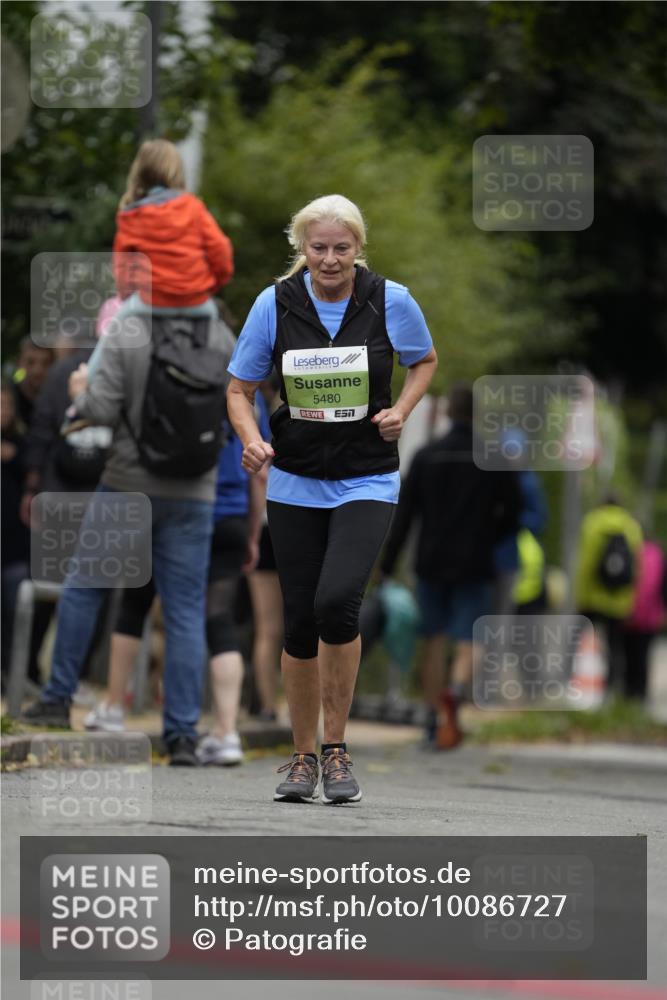 30.08.2026 - Blankeneser Heldenlauf Patografie http://msf.ph/oto/10086727 30.08.2026 10:52:08 Ziel 5841 meine-sportfotos.de