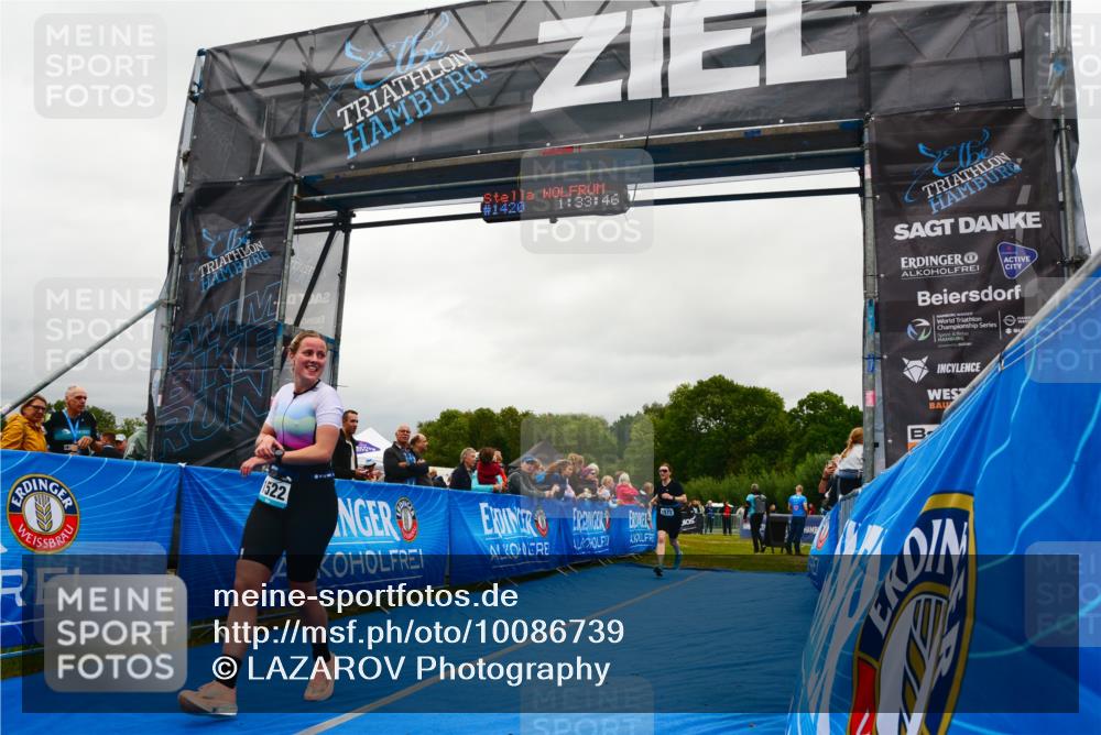 30.08.2026 - Elbe Triathlon Hamburg LAZAROV Photography http://msf.ph/oto/10086739 30.08.2026 12:03:52 Ziel 1522, 1572 meine-sportfotos.de
