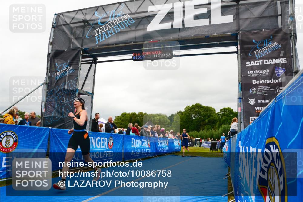 30.08.2026 - Elbe Triathlon Hamburg LAZAROV Photography http://msf.ph/oto/10086758 30.08.2026 12:04:06 Ziel 1580, 1649 meine-sportfotos.de