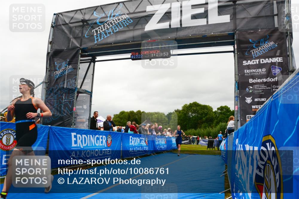 30.08.2026 - Elbe Triathlon Hamburg LAZAROV Photography http://msf.ph/oto/10086761 30.08.2026 12:04:06 Ziel 1580, 1649 meine-sportfotos.de