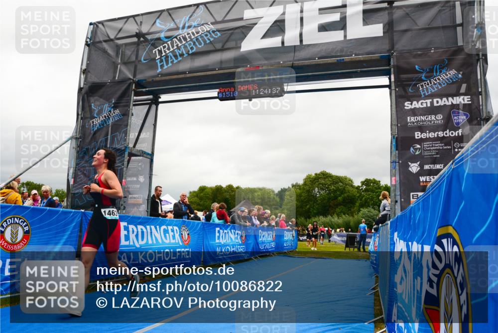 30.08.2026 - Elbe Triathlon Hamburg LAZAROV Photography http://msf.ph/oto/10086822 30.08.2026 12:04:43 Ziel 921, 983, 1127, 1463 meine-sportfotos.de