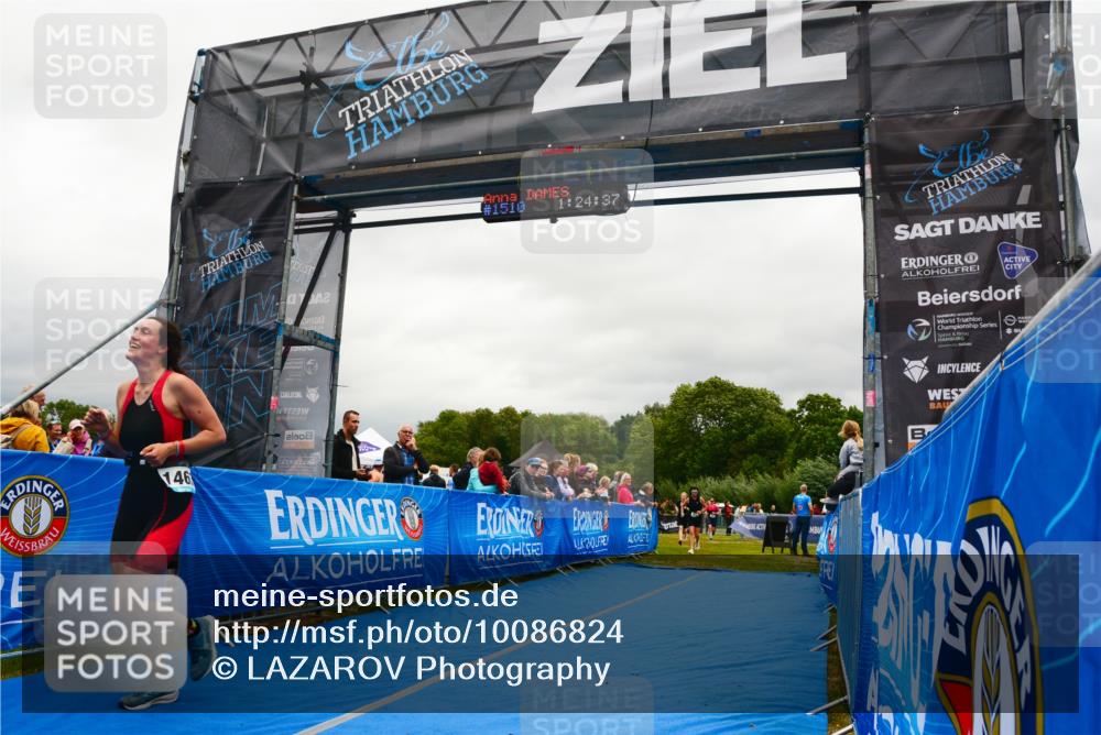 30.08.2026 - Elbe Triathlon Hamburg LAZAROV Photography http://msf.ph/oto/10086824 30.08.2026 12:04:43 Ziel 921, 983, 1127, 1463 meine-sportfotos.de