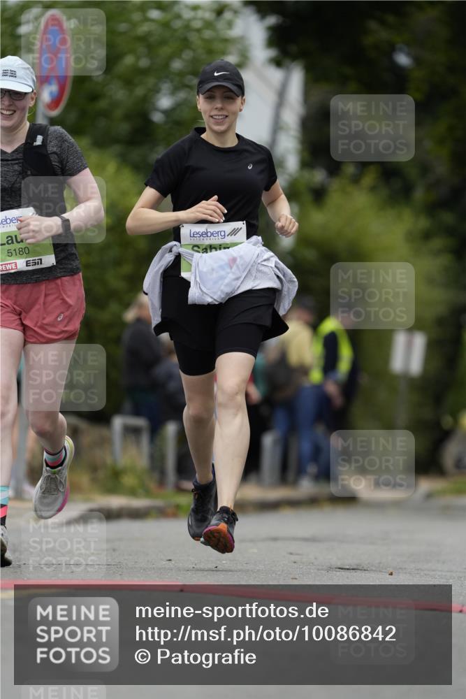 30.08.2026 - Blankeneser Heldenlauf Patografie http://msf.ph/oto/10086842 30.08.2026 10:59:14 Ziel 5080, 5180 meine-sportfotos.de