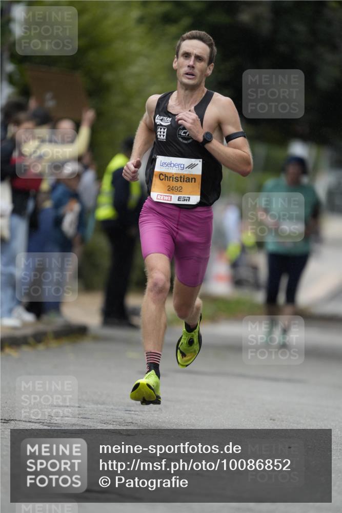 30.08.2026 - Blankeneser Heldenlauf Patografie http://msf.ph/oto/10086852 30.08.2026 11:02:03 Ziel 2492 meine-sportfotos.de