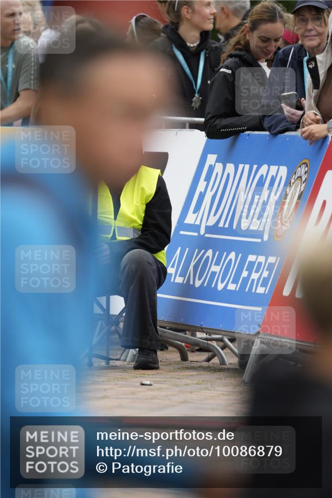 30.08.2026 - Blankeneser Heldenlauf Patografie http://msf.ph/oto/10086879 30.08.2026 11:03:30 Ziel  meine-sportfotos.de