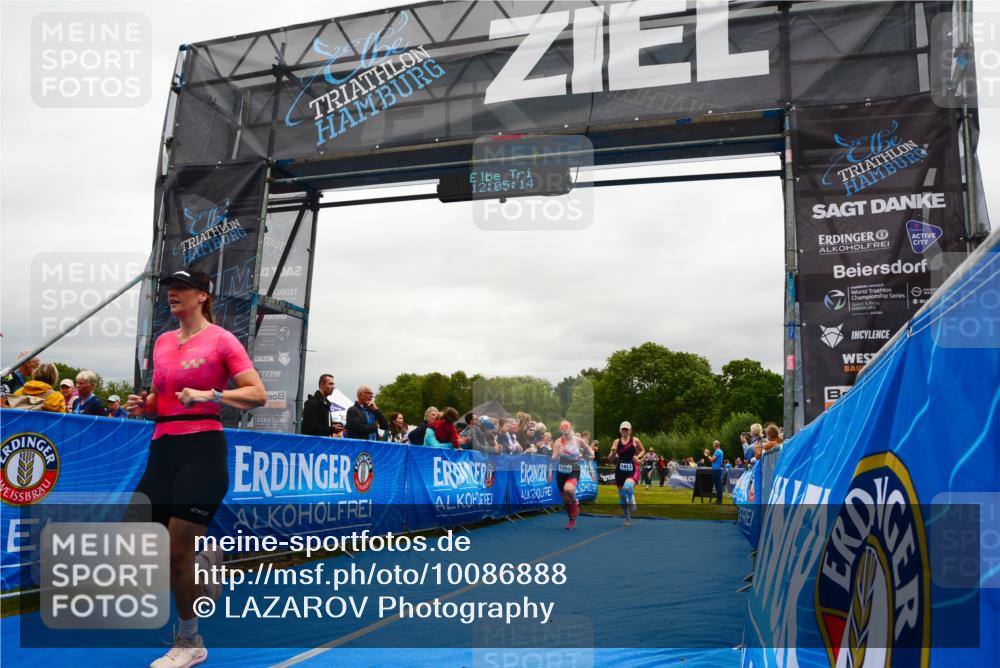 30.08.2026 - Elbe Triathlon Hamburg LAZAROV Photography http://msf.ph/oto/10086888 30.08.2026 12:05:15 Ziel 1414, 1424, 1459, 1488, 1525 meine-sportfotos.de