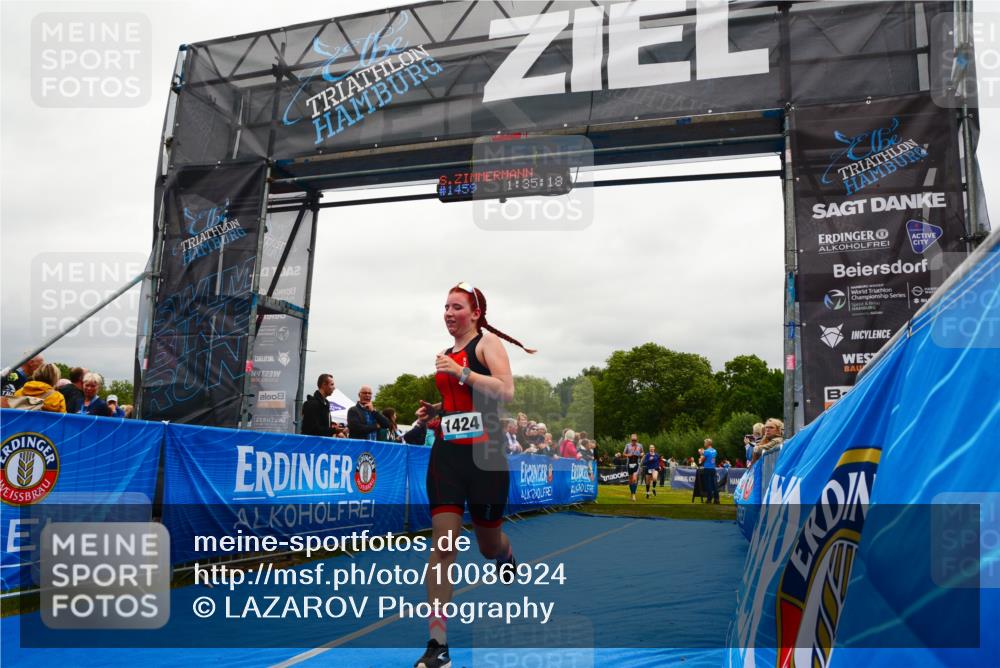 30.08.2026 - Elbe Triathlon Hamburg LAZAROV Photography http://msf.ph/oto/10086924 30.08.2026 12:05:21 Ziel 1358, 1414, 1424, 1460, 1525 meine-sportfotos.de