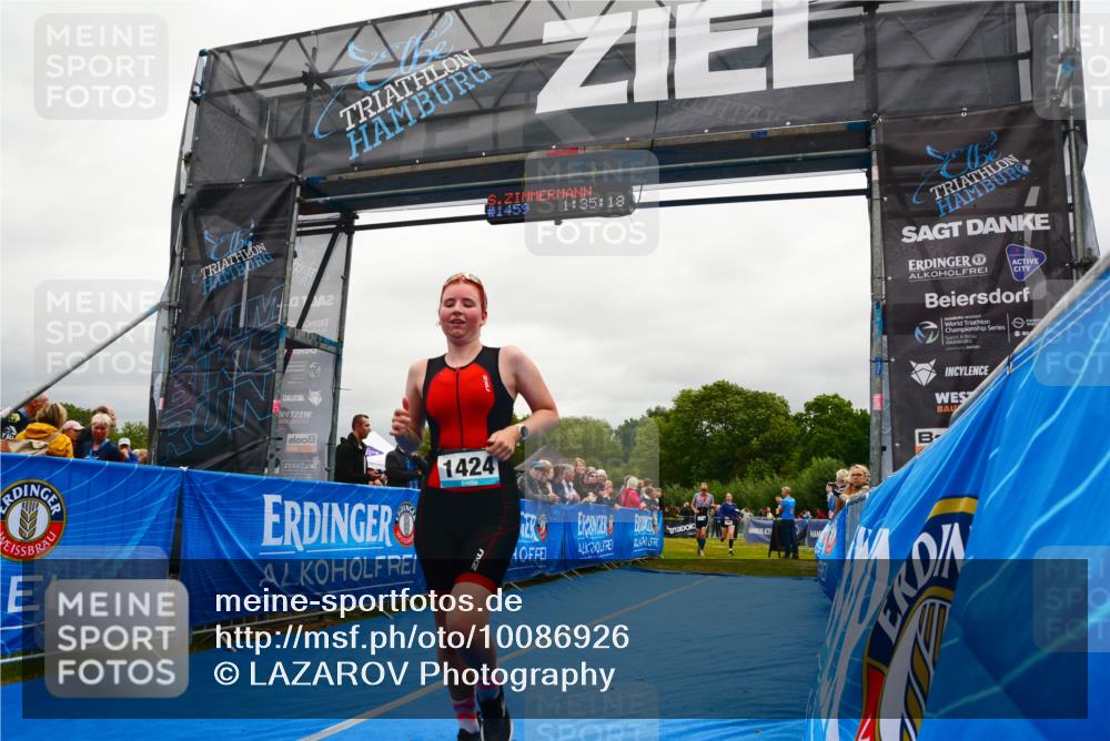 30.08.2026 - Elbe Triathlon Hamburg LAZAROV Photography http://msf.ph/oto/10086926 30.08.2026 12:05:21 Ziel 1358, 1414, 1424, 1460, 1525 meine-sportfotos.de